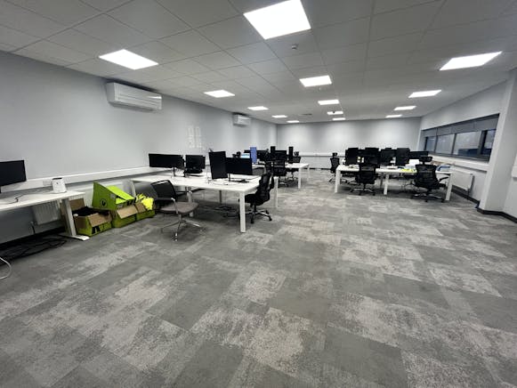 Unit 2 Urban Park Rochdale, Kingsway Business Park, Rochdale To Let - IMG_3948.jpg