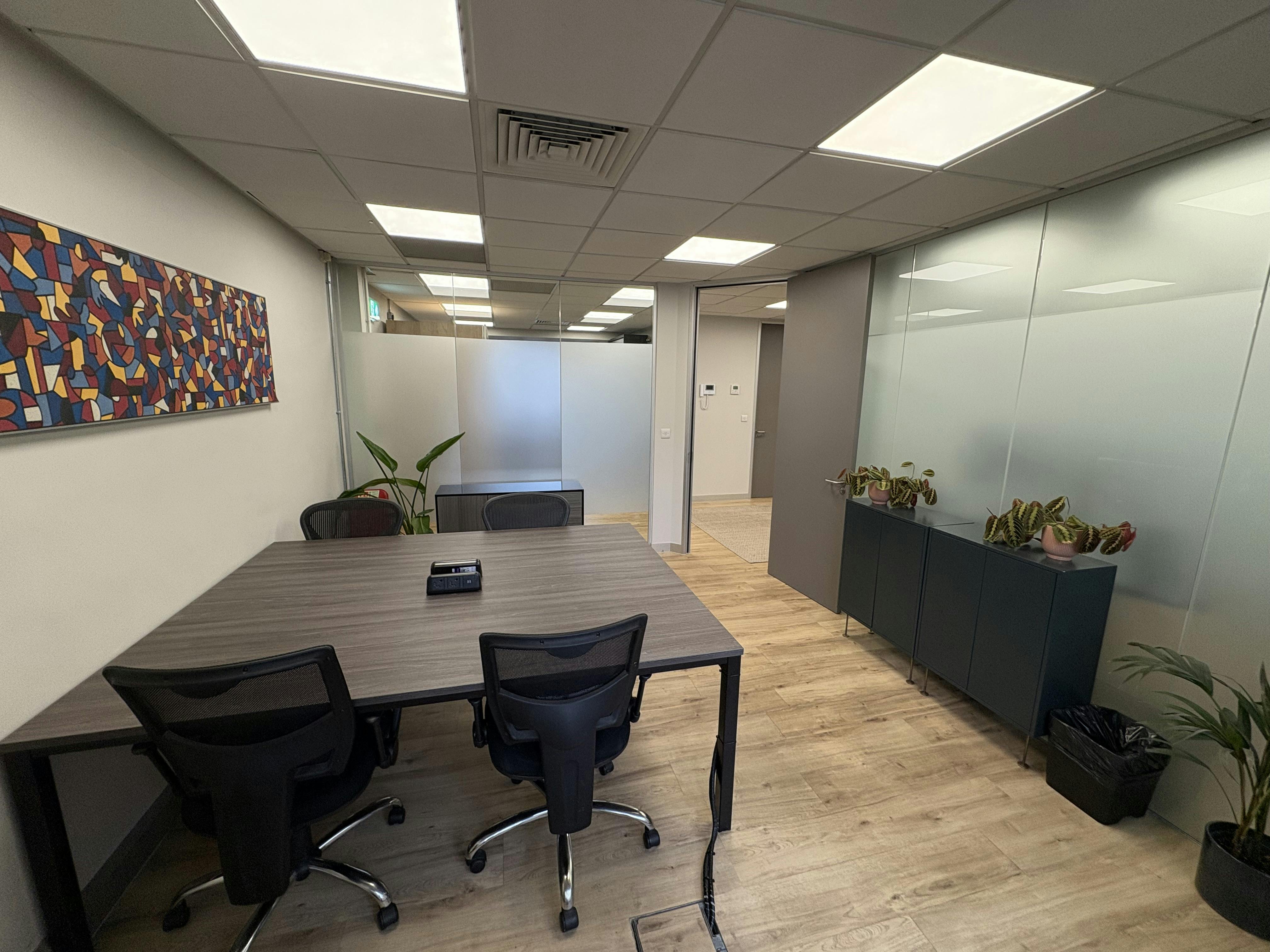 1 Milkhouse Gate, Suite 4 (Part), Guildford, Offices / Serviced Offices To Let - IMG_1217.jpg