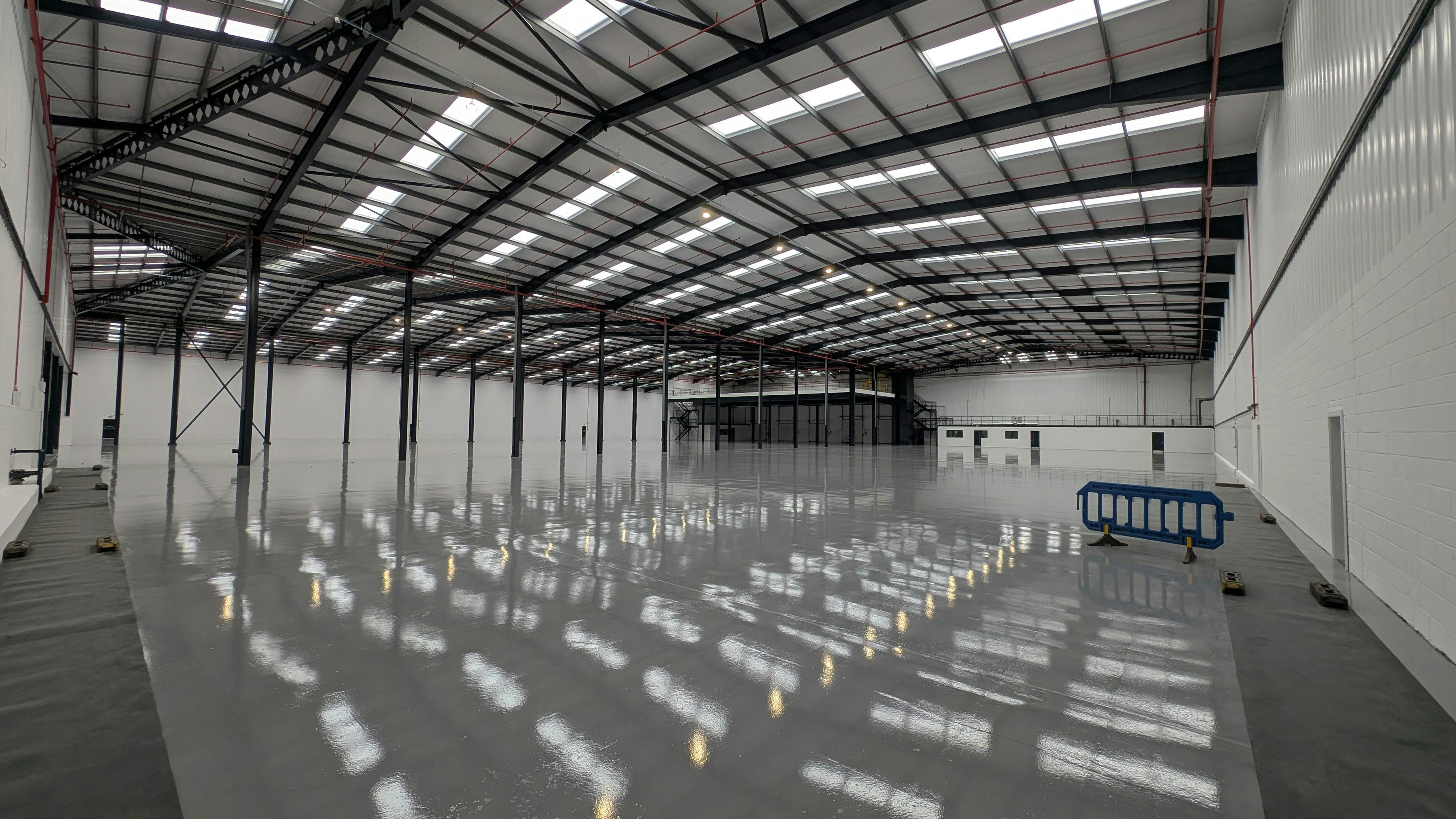 Industrial Unit in Southampton - photo 2