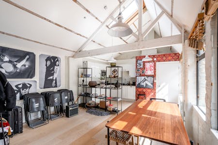 6 Sylvester Path, London, Office To Let - Sylvester Path 6 - Low Res 11.jpg