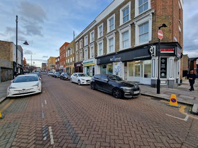 Ground Floor Unit, 530 Roman Road, London, Office / Retail To Let - 20230217_160834.jpg