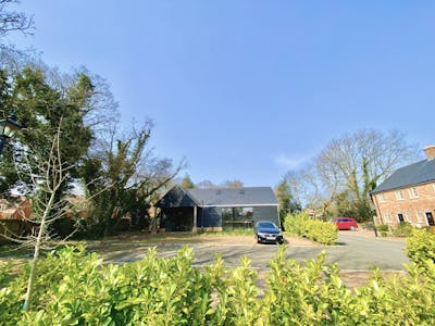 Bell Cottage, Dunstable Road, Studham, Class E Retail / Leisure / Light Industrial / Office / Retail / Retail - Out Of Town / Showroom To Let - 3.jpeg