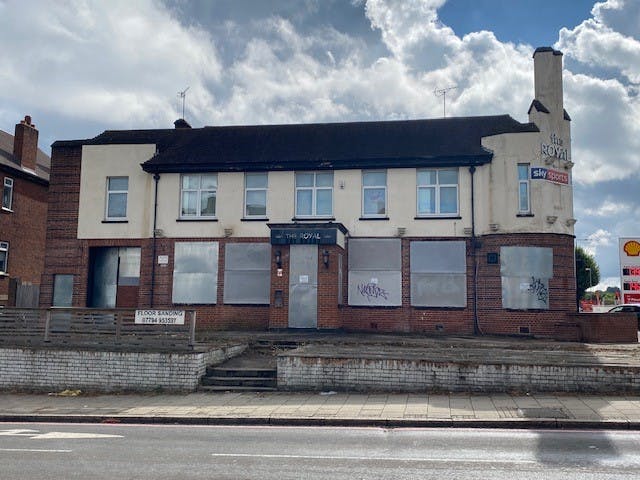 Retail/Shop in London - photo 2