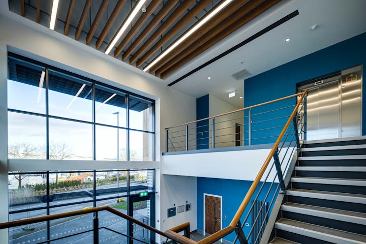 Hurricane Urban Hub, Reading, Industrial / Warehouse To Let - U1_0082.jpg