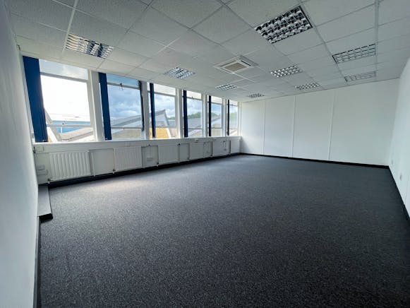 Vickers Business Centre, Basingstoke, Office To Let - C 18 HK.png