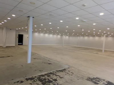 Unit 5, Godalming, Leisure / Retail To Let - PXL_20260702_080659491.jpg