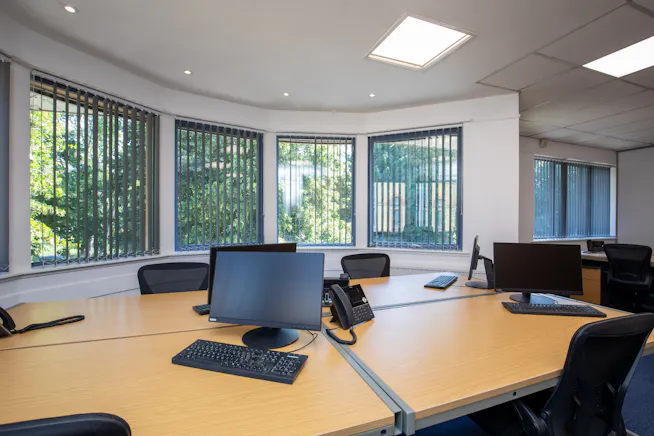 Alexandra Gate Business Centre, Cardiff, Offices To Let - D4 d.jpg