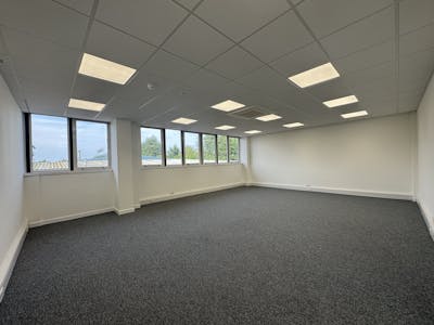 Unit C Holly Industrial Park, Watford, Industrial / Light Industrial / Trade Counter / Warehouse To Let - IMG_0520.jpg