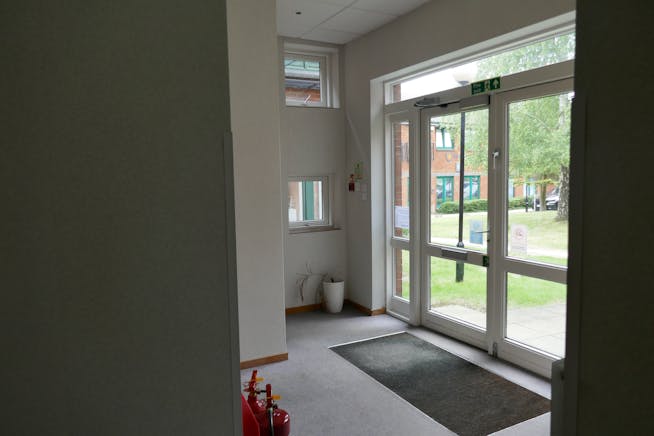 Ground Floor, 1-3 Tate House, Hertford, Offices To Let - P1050172.JPG