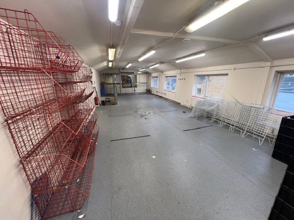 1 Park Road, Hampton, Industrial / Retail Lease Assignment - 19.jpg