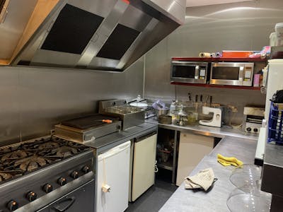 Former Bistro, 1 Castle Court Bailey Street, Oswestry, Restaurant To Let - Photo 5