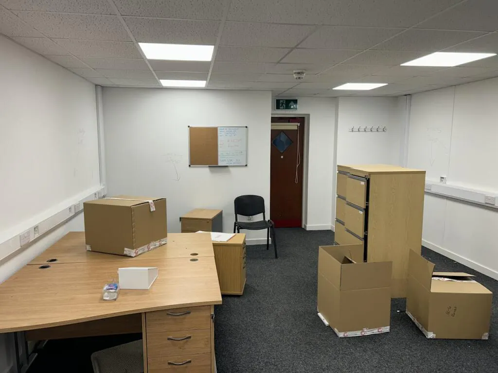 117 Deerdykes View, Cumbernauld, Industrial To Let - 257813_3380932_IMG_06_0000.jpeg