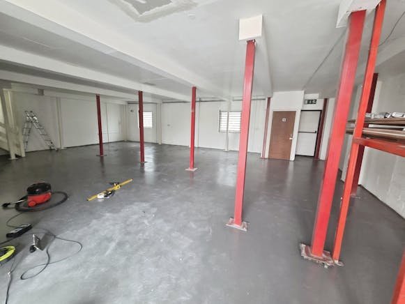 Unit 9, Basildon, Industrial To Let - 9fe7f09aWhatsApp 20Image 2020251013 20at 20140349_ae7df8ce.jpg