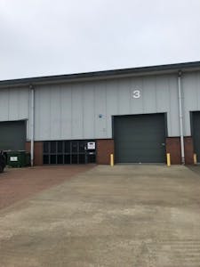 Unit 3 Beacon Court, Pitstone, Light Industrial / Warehouse For Sale - unit3 beacon court 2.jpg
