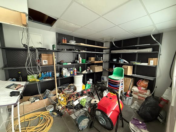 3 Bowlers Croft, Basildon, Industrial To Let - IMG20251008WA0010.jpg