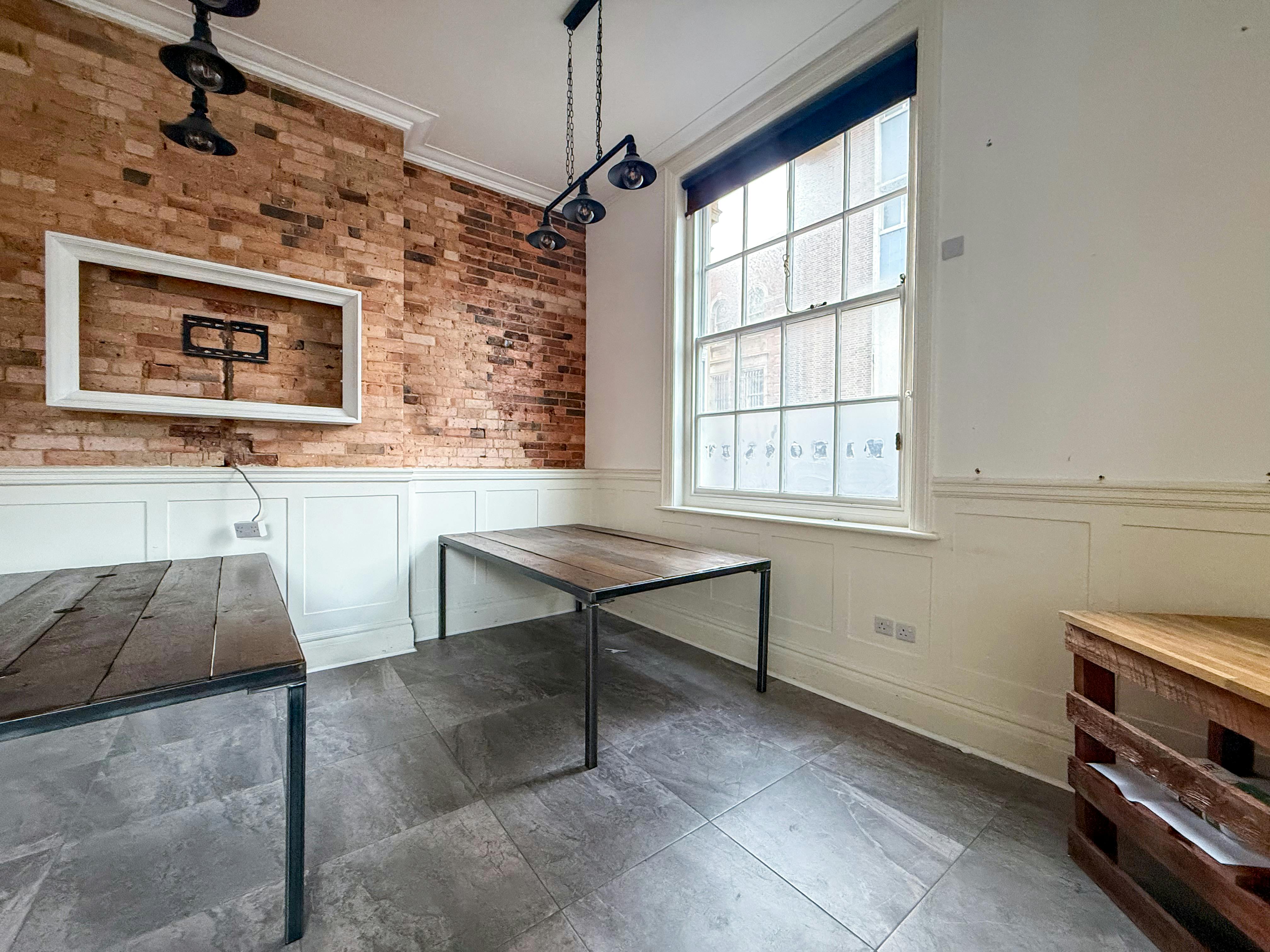 Office in Bournemouth - photo 2