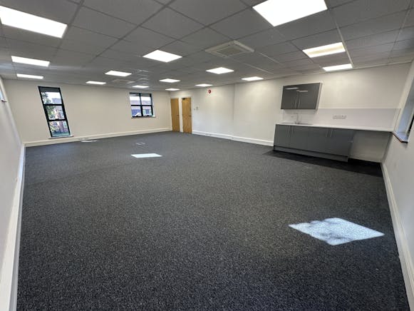 3 Hurlands Business Centre, Hurlands Close, Farnham, Offices / Industrial / Warehouse To Let - IMG_9610.JPG