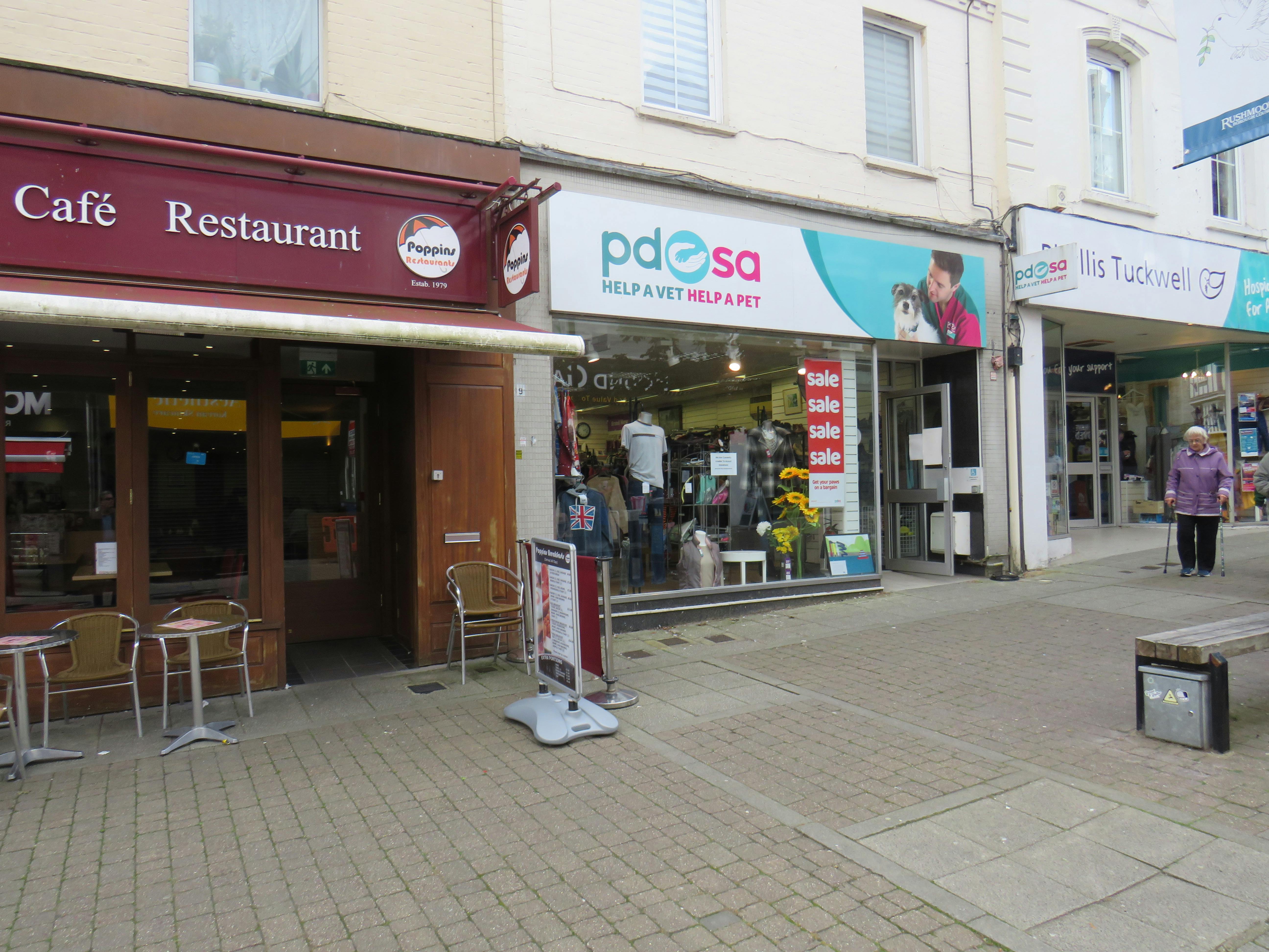 11 Union Street, Aldershot, Retail To Let - IMG_1858.JPG
