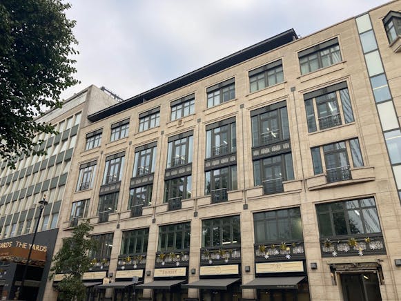 14 The Yards, 14 Upper St. Martin's Lane, London, Offices To Let - 14 USML ext.jpg