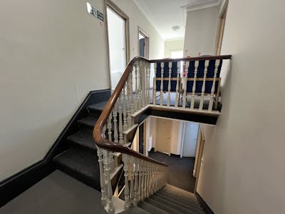 22 Victoria Avenue, Harrogate, Office To Let - Staircase