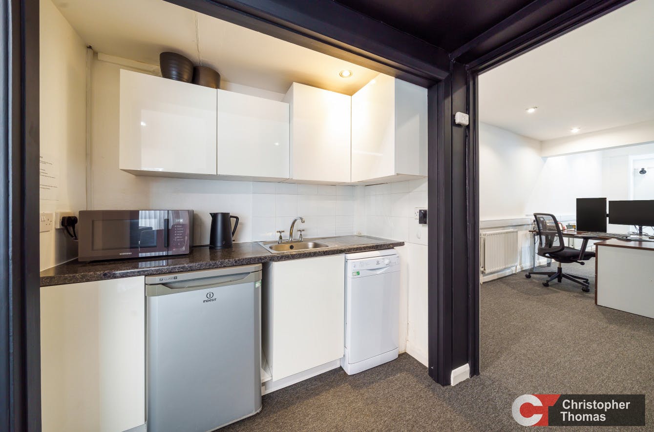 119 Arthur Road, Windsor, Office / Residential For Sale - 20708927ed5b4f62a63008ac4ae128e4.JPG