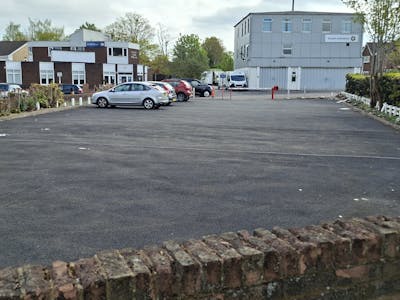 Stocton Close, Guildford, Industrial / Investment / Open Storage For Sale - 20260421_105636.jpg