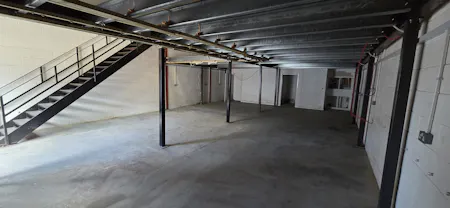Unit 35, Pevensey, Industrial/Logistics / Office / Open Storage / Trade Counter / Warehouse To Let - 20260806_134210.jpg