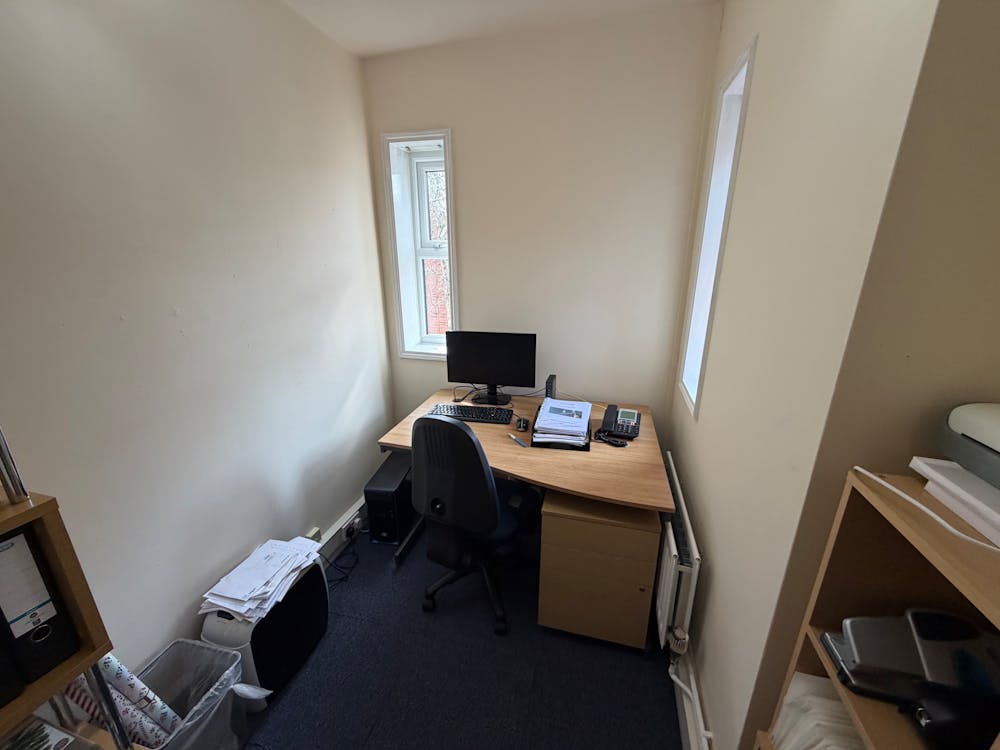 Unit 9 St. Michaels Court, St Michaels Street - Photo 20-03-2026, 12 42 56.jpg