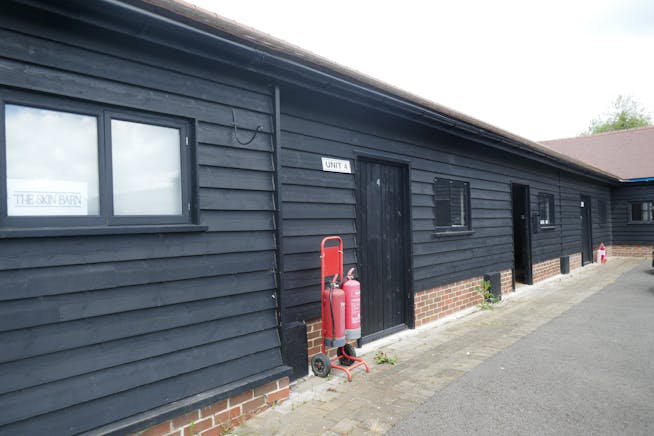 Units 4 & 5, Crumps Farm, Sawbridgeworth, Offices / Other To Let - P1020929.JPG