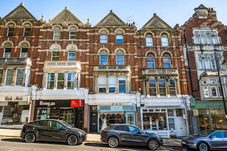 62 Rosslyn Hill, London, Retail To Let - 1452871-3-69f31e3ebcaa1.jpg