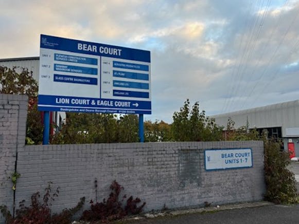Unit 5 Bear Court, Basingstoke, Industrial To Let - BC5Picture5  17 10 2025.jpg