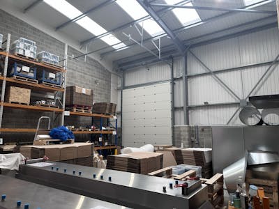 Unit 15 Park Valley Mills, Huddersfield, Industrial To Let - IMG_6780.jpg