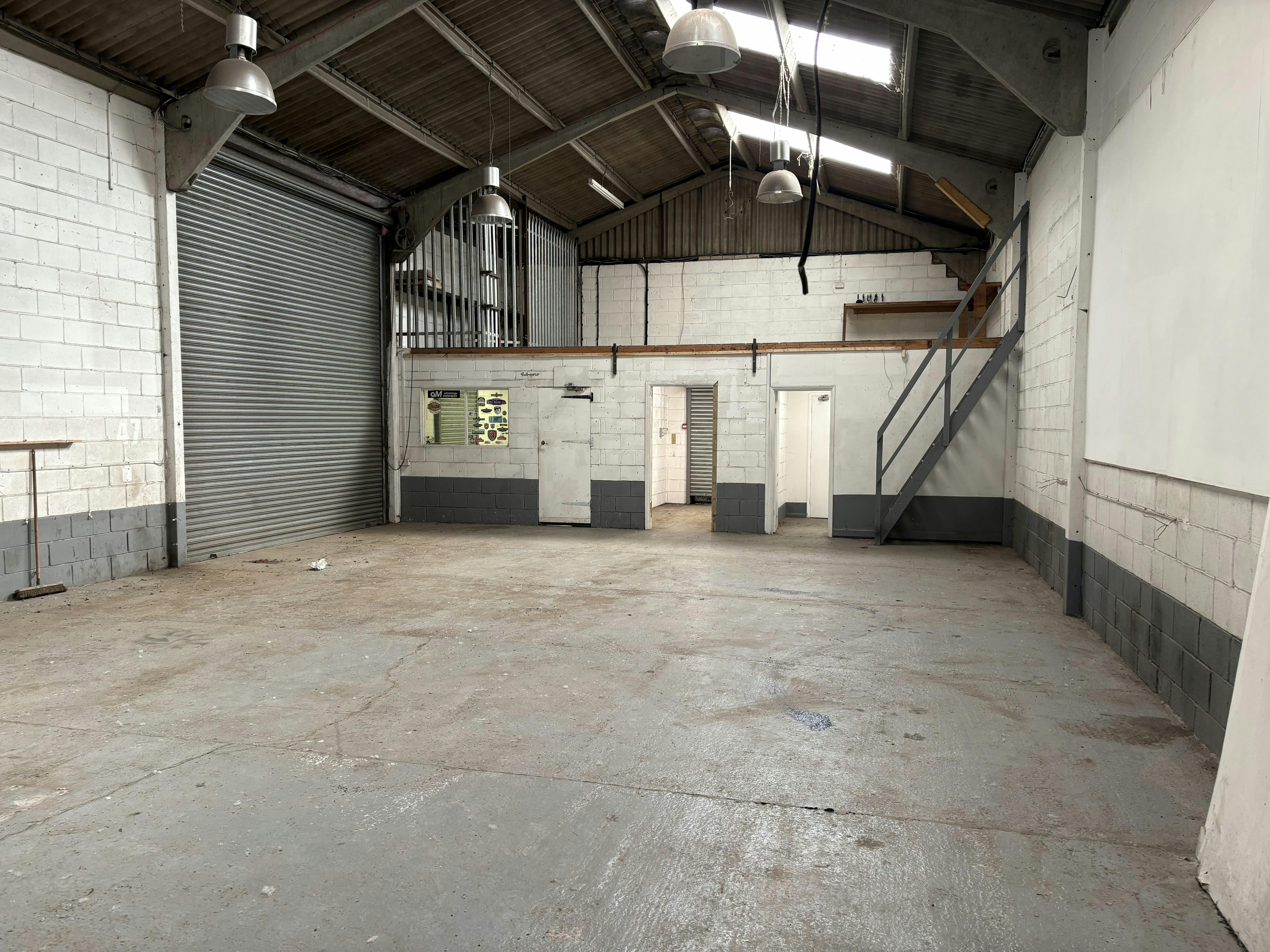 Unit 5 Picks Cottage, Chingford, Industrial To Let - Warehouse photo 3.jpeg