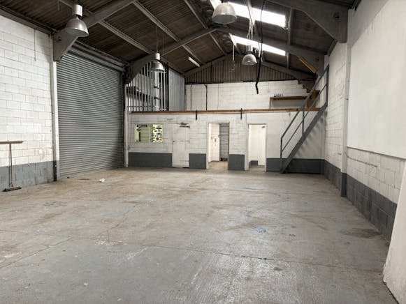 Unit 5 Picks Cottage, Chingford, Industrial To Let - Warehouse photo 3.jpeg