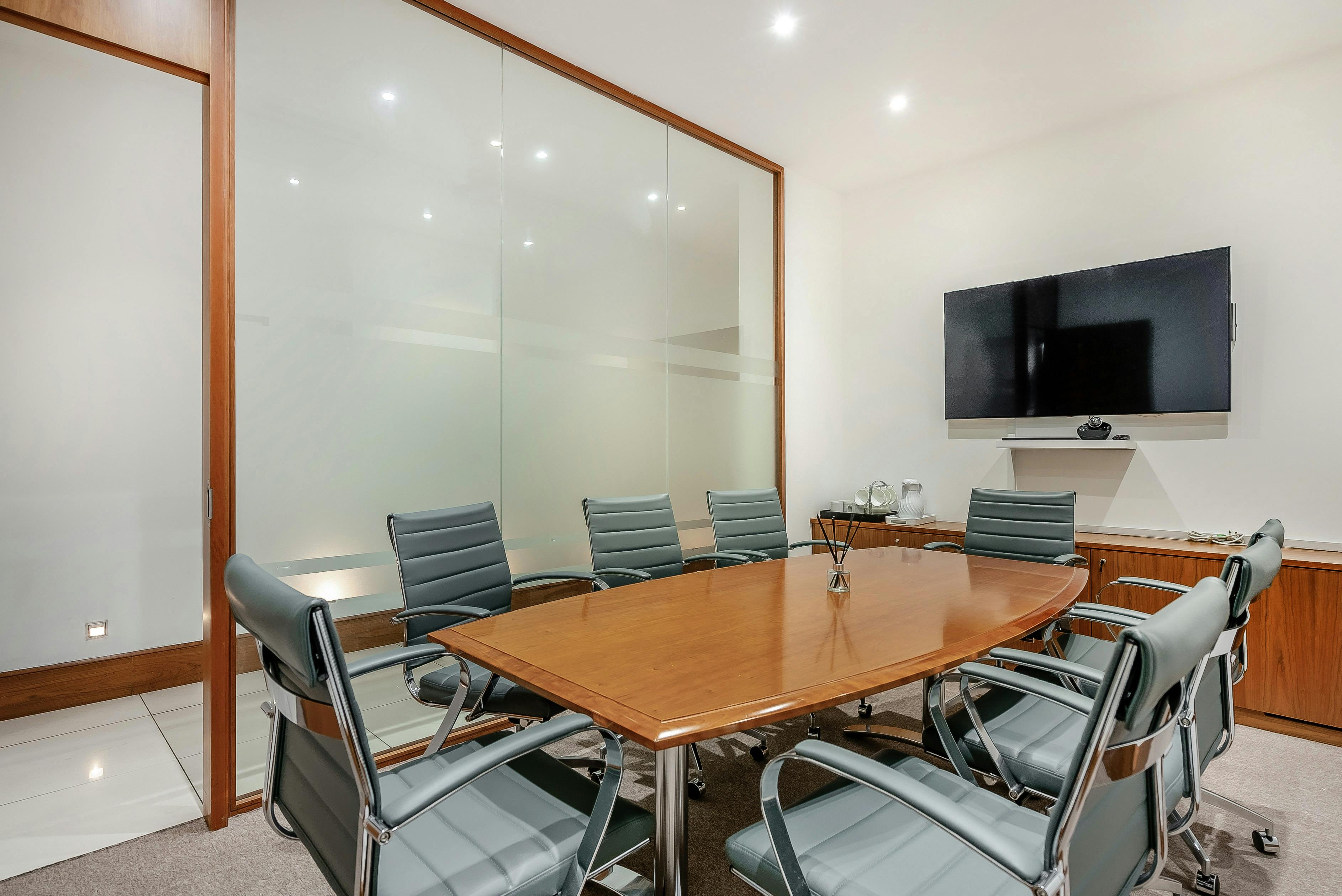 Entire 3rd Floor, 123 Minories, London, Offices To Let - 8563353interior26.jpg