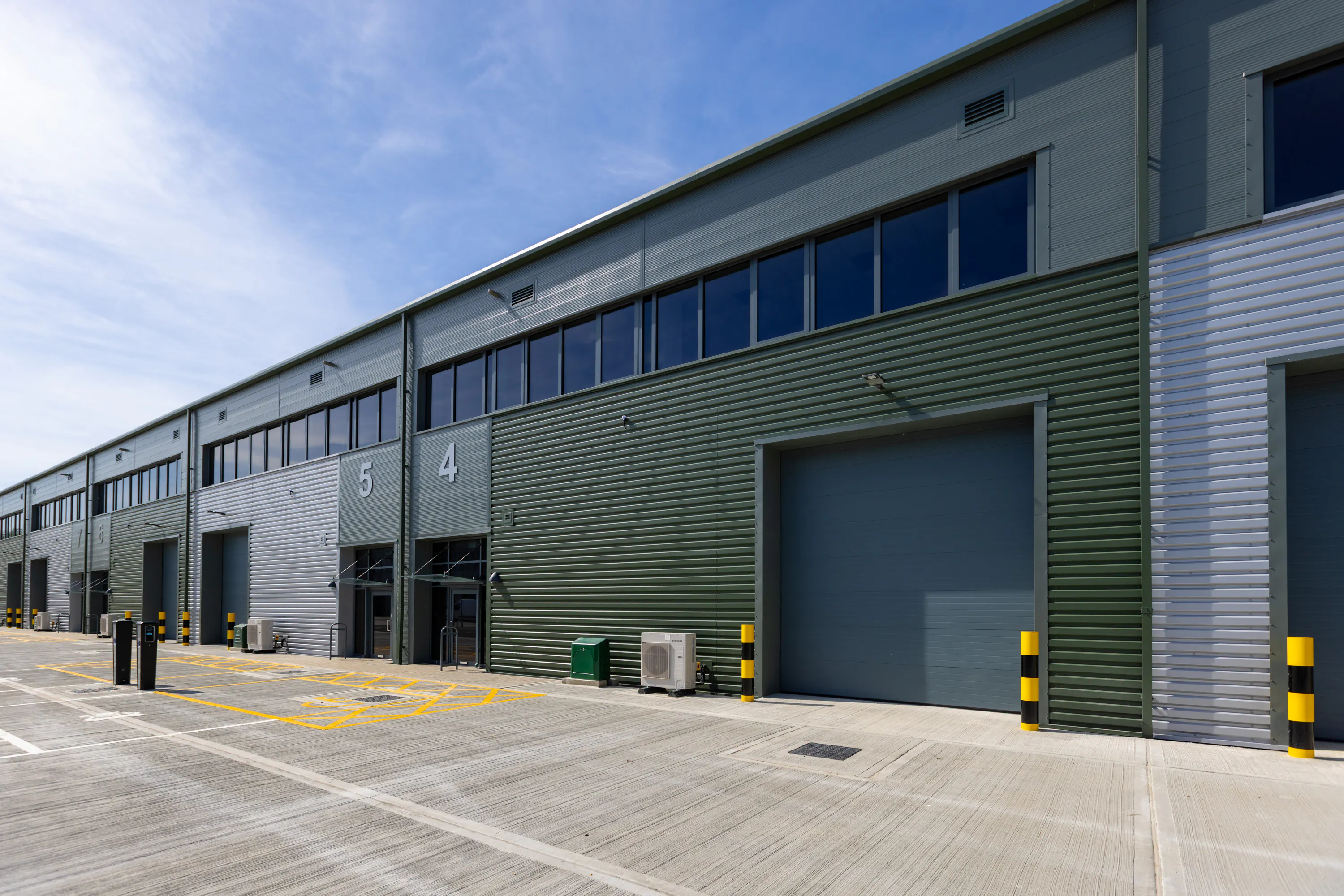 Unit 4 T45, Aire Valley Road, Leeds, West Yorkshire, LS9 0AA