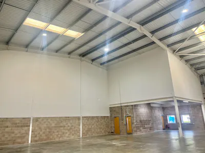 6 Langley Park, Langley, Warehouse To Let - 6 Langley - Warehouse 3.jpeg
