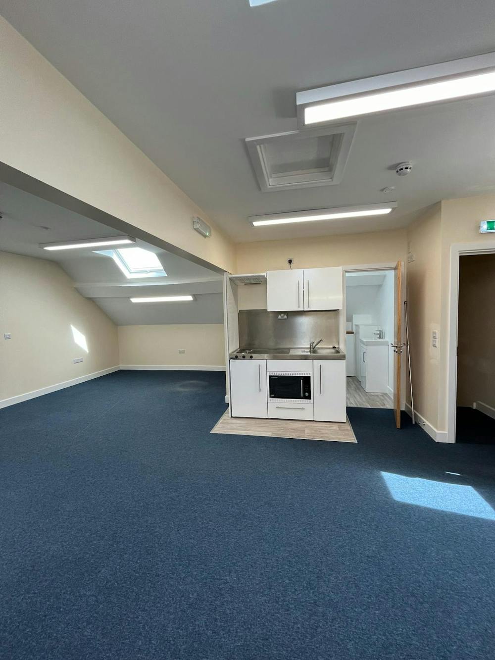 The Courtyard, Milton Road, Aylesbury, E (Commercial / Business / Service) / Office / Serviced Office To Let - WhatsApp Image 20240416 at 151546_ad76d265.jpg
