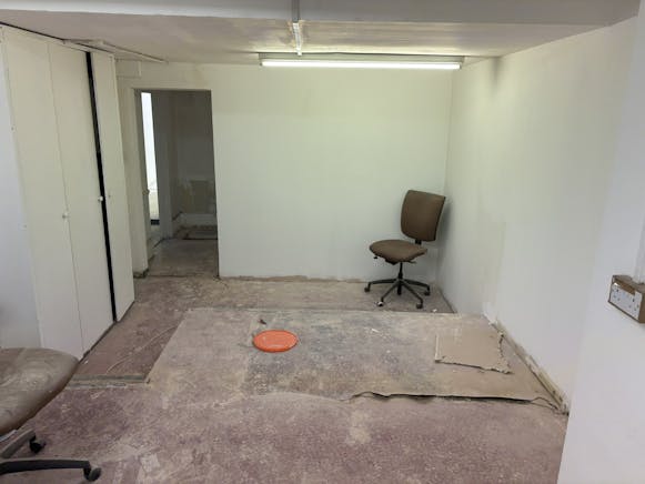 36 High Street, Maidenhead, Retail To Let - IMG_6562.JPEG