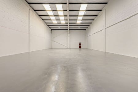 Unit 5A-5B East & Unit 5B West, Roundways Industrial Estate, Bournemouth, Industrial To Let - 8660223interior06800.jpg