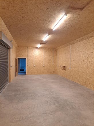 Greenhill Barn, Houston, Industrial To Let - 20250624_084150.jpg
