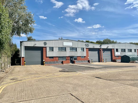 Unit 9 & 10  Airlinks Industrial Estate, Heston, Heathrow To Let - 9 10 Airlinks - Main 1.jpg