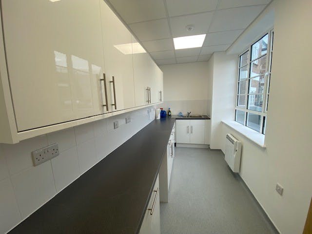 Aurora House, 105 High Street, Slough, Offices To Let - Aurora House kitchen.jpg