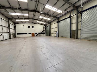 Unit 25, Freemans Parc, Cardiff, Industrial To Let - 25 Freemans 10.jpg