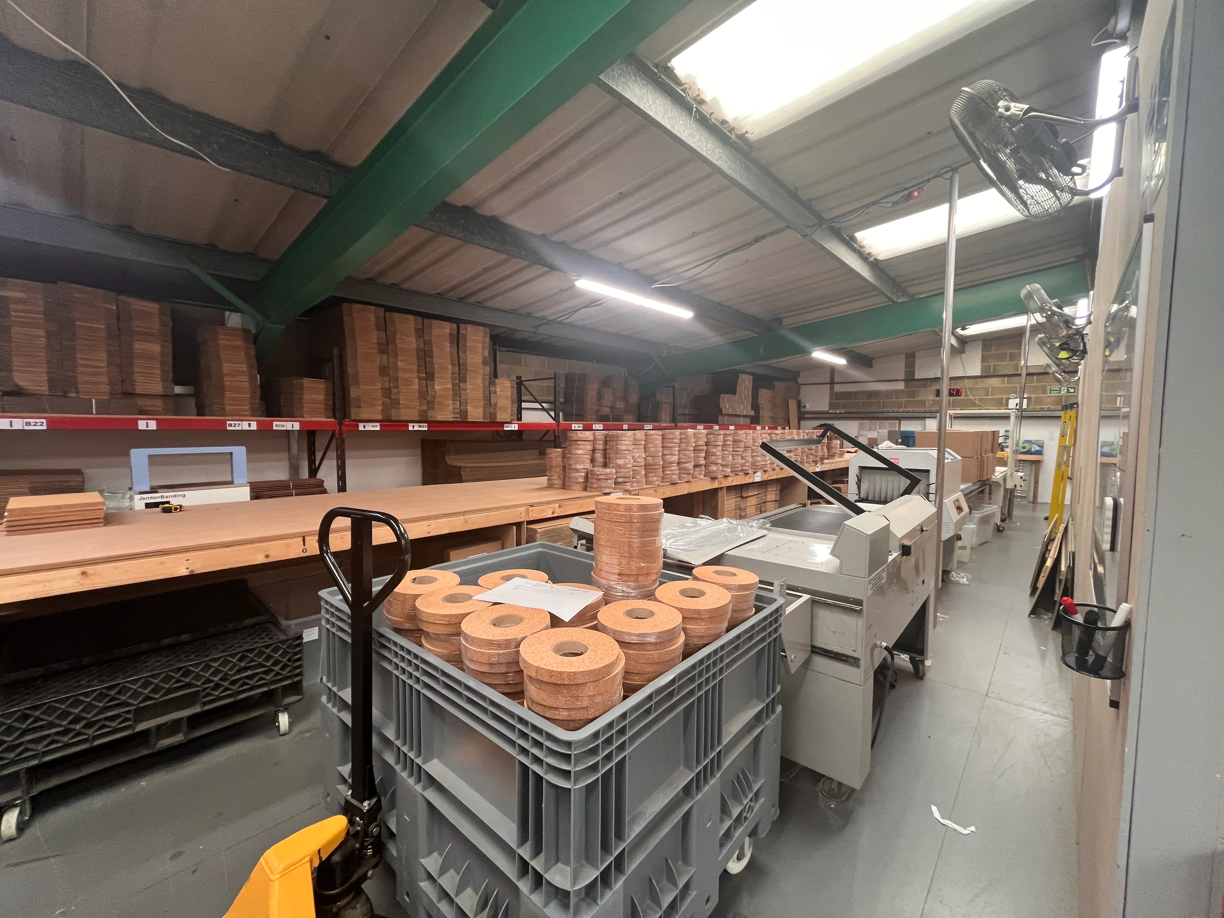 16-18 Rabans Close, Aylesbury, Industrial Lease Assignment - 20260716_094545548_iOS.jpg