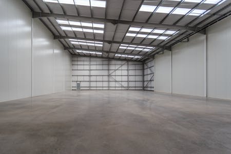 Unit 4 Nexus Park, Newbury, Industrial / Warehouse To Let - HLP_DB_180308_4080.jpg