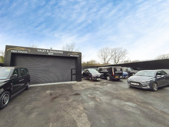 Walter House, Wickford, Industrial / Office For Sale - 2fee7149-WhatsApp 20Image 202026-03-24 20at 2017.11.21.jpeg