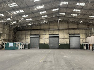 Hangar 1, Westcott Venture Park, Aylesbury, Industrial To Let - 20250716_125414103_iOS.jpg