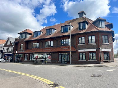 Ground Floor Office, 5 Chalfont Court, Amersham, Office To Let - WhatsApp Image 2026-04-20 at 12.2.jpeg