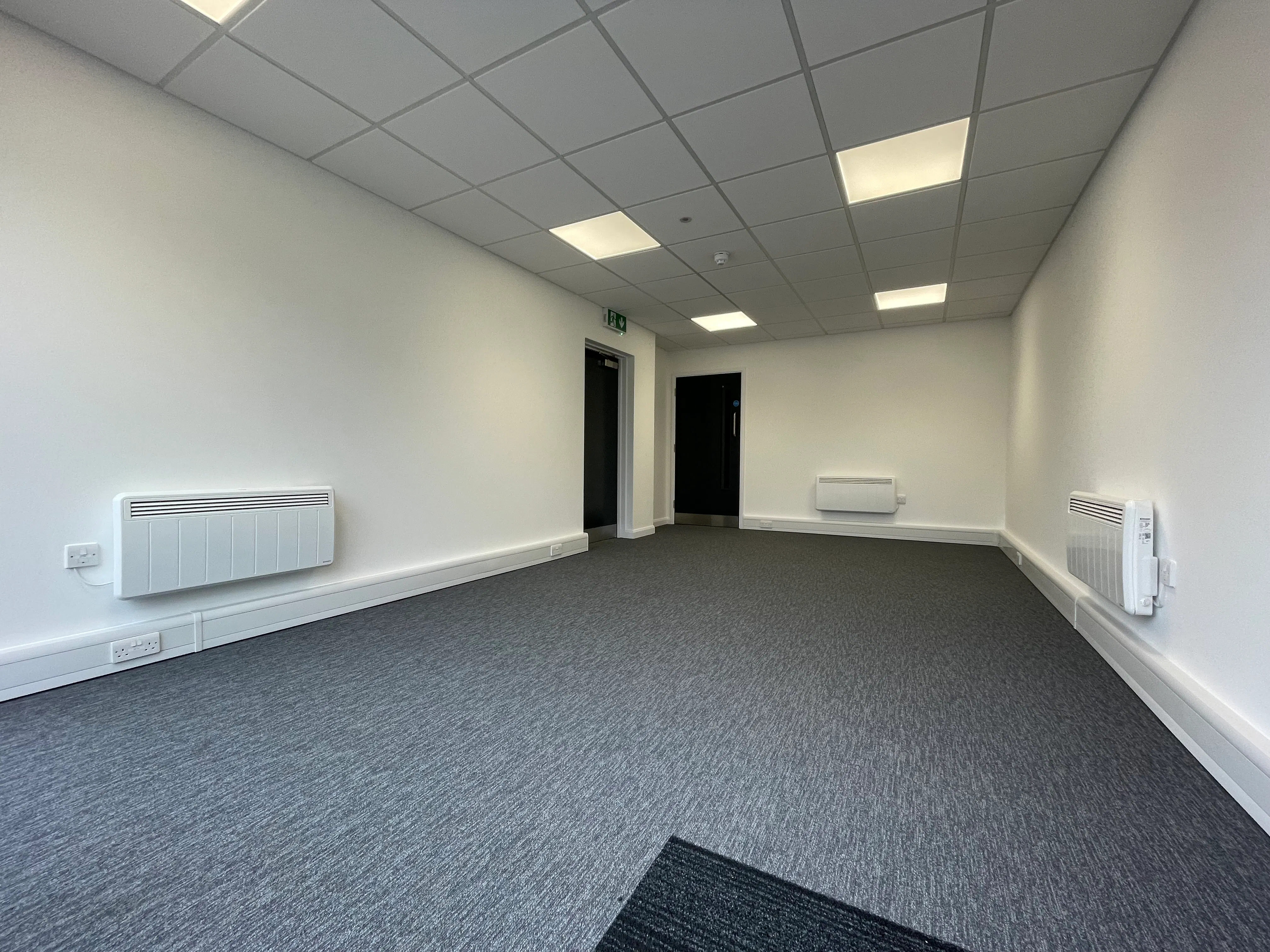 Unit N Bankside Trade Park, Love Lane Industrial Estate, Cirencester, Industrial To Let - IMG_0810.jpg